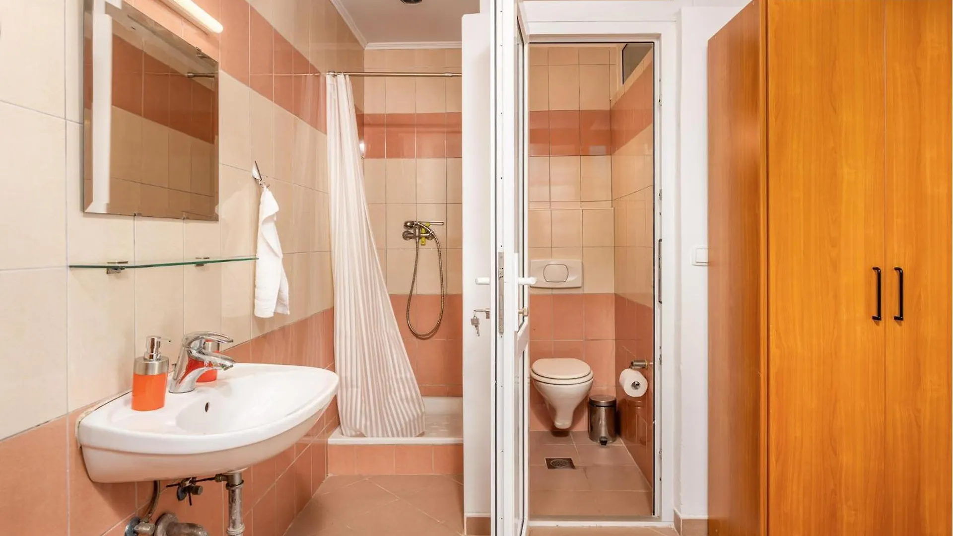 1 Bedroom Amazing Apartment In Kastav 0*,